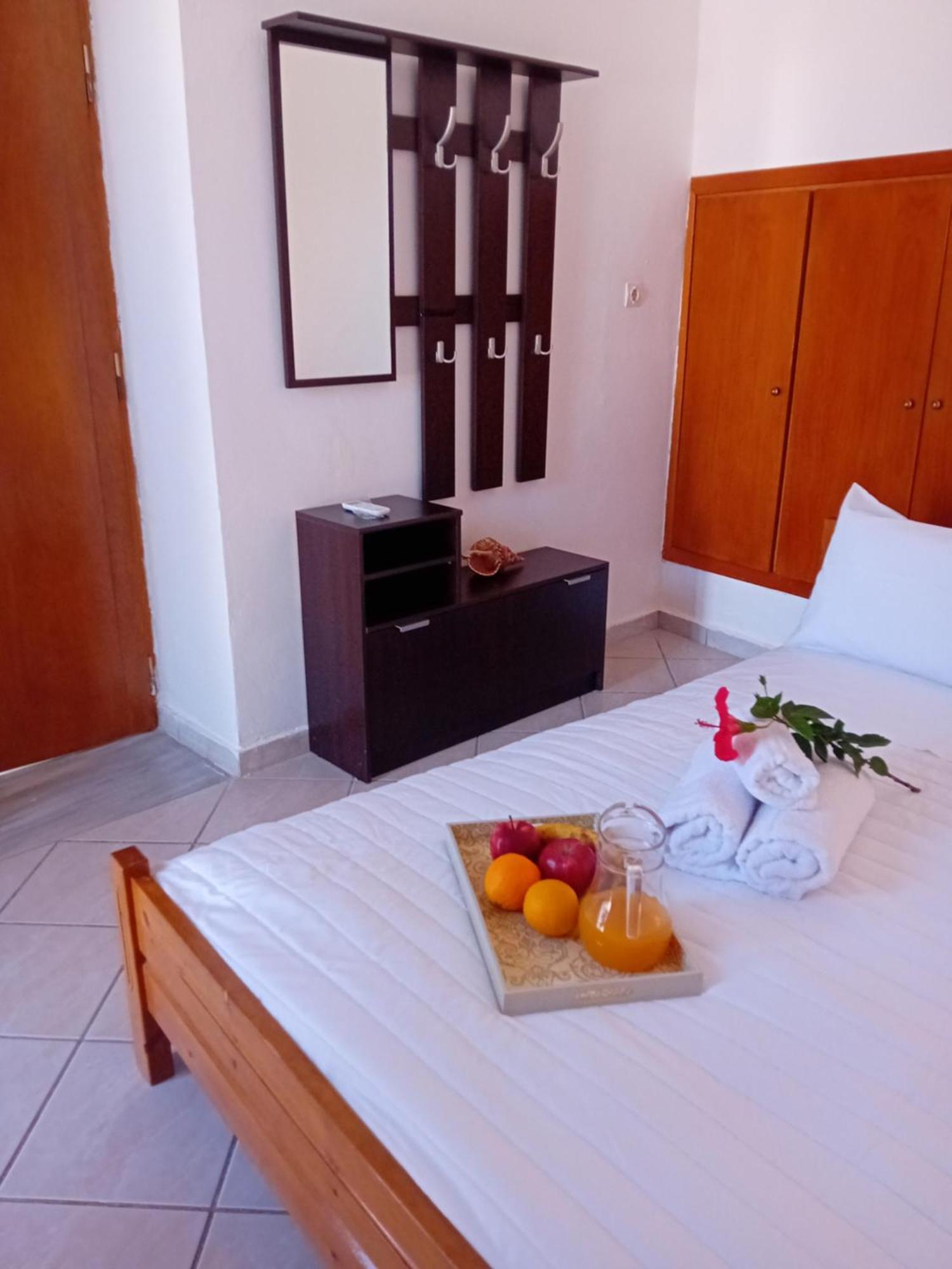 Casa Artemis Villa Platanos  ภายนอก รูปภาพ